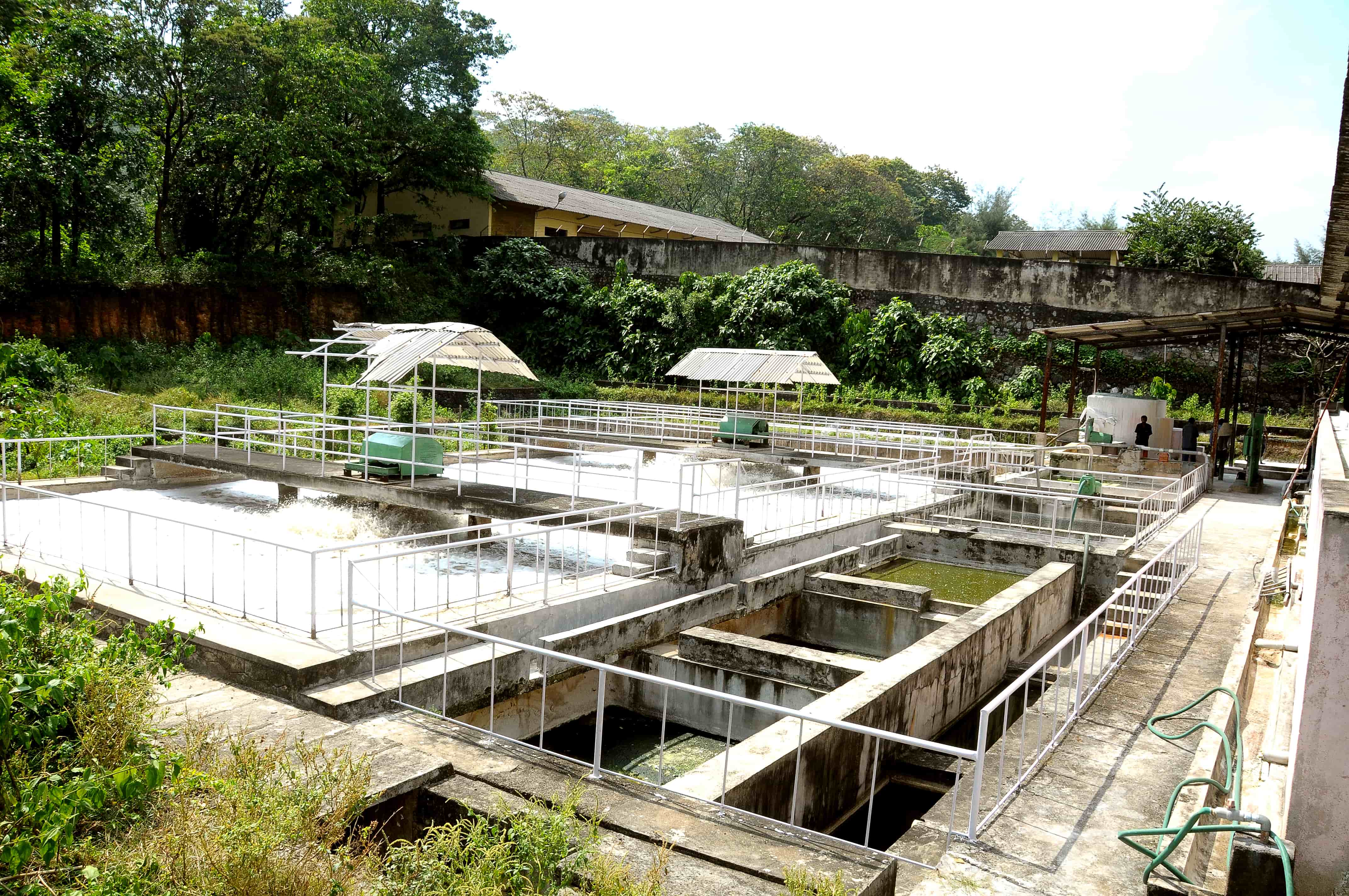 എഞ്ചിനീയറിംഗും അടിസ്ഥാന സൗകര്യവും